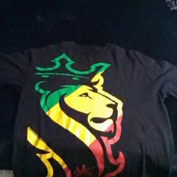 Mens "OG able"... XL  rasta lion Tshirt.