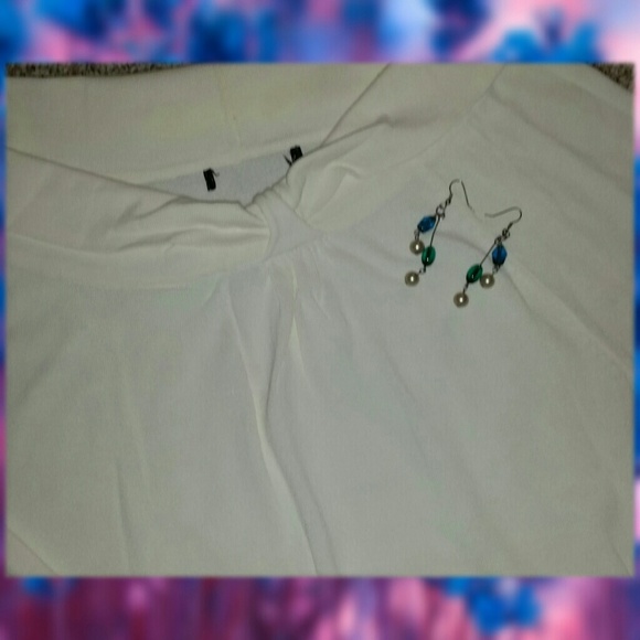 Ivory Blouse ❌❎ SOLD ❎❌ - Picture 1 of 2