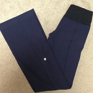 Lululemon yoga pants!!