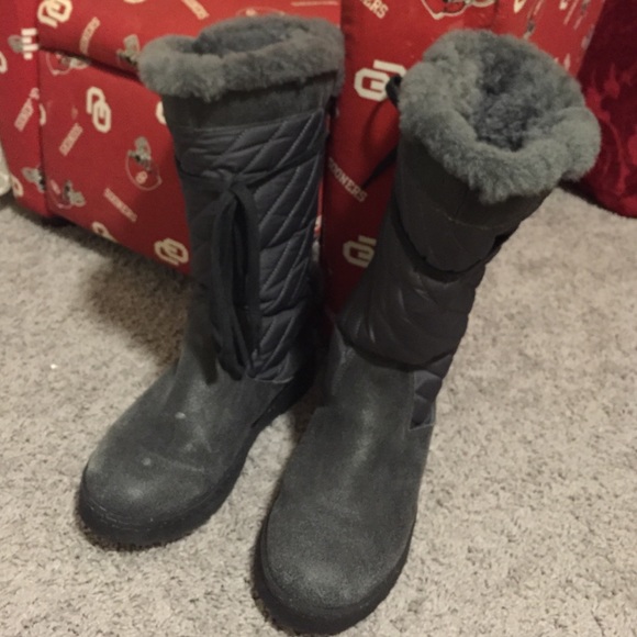 Bear paw boots