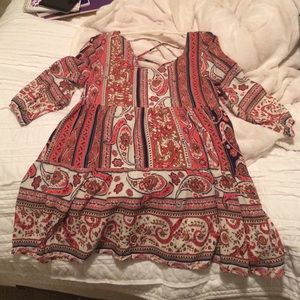 Super cute Umgee paisley dress