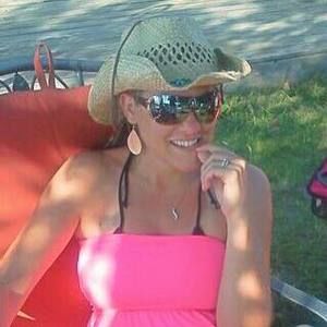 Meet your Posher, Catie