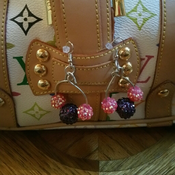 Rhinettes - Picture 2 of 2