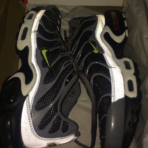 Weekend Sale 👟Nike Air Max plus