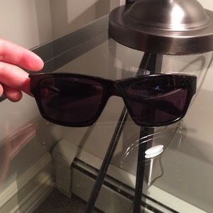 Oakley Sunglasses (black) polarized