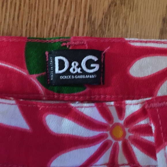 🚫SOLD🚫 Dolce & Gabbana Flower Power Jeans - Picture 3 of 3