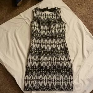 Blk and white H&M dress