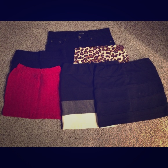 Mini skirts (lot of 6)