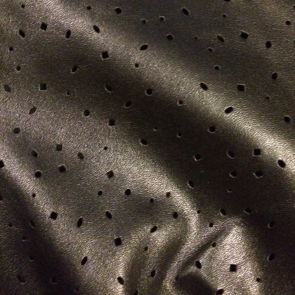 ๐HP!!๐ Apt. 9 short sleeve top - Picture 2 of 3