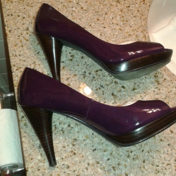 Open toe pump - Picture 3 of 4