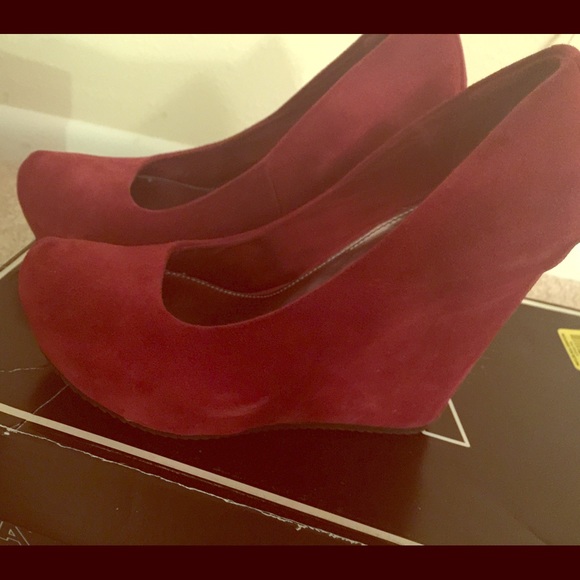 Mia Platform shoes