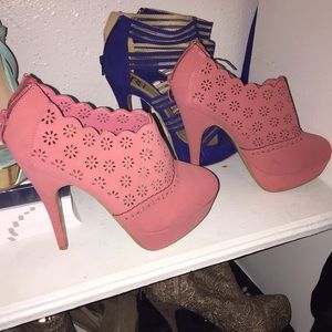 Coral heels🌺🌺🌺