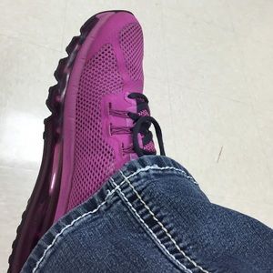 Meet your Posher, Julia