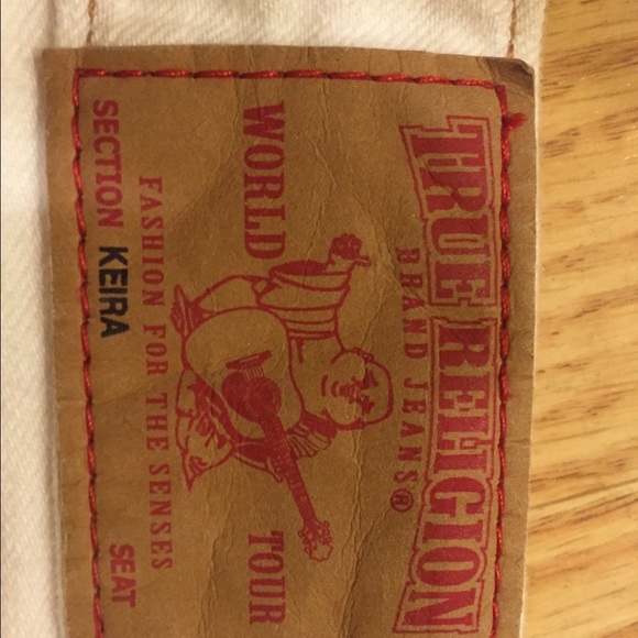 True Religion - Picture 2 of 3