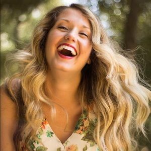 Meet your Posher, Kaci