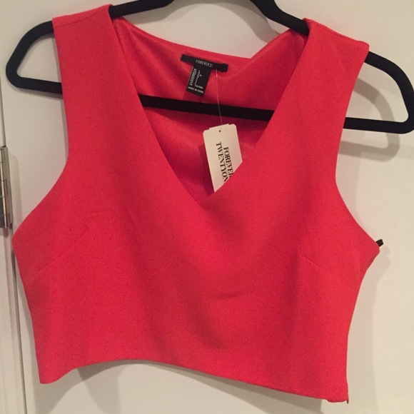 CYBER MONDAY ONE DAY SALE! NWT Forever 21 Crop top