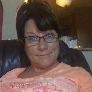 Meet your Posher, Vickie