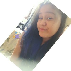 Meet your Posher, Alma