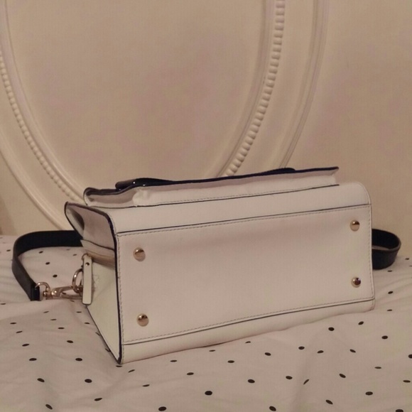 KATE SPADE $448 White Navy Bow Satchel - Picture 3 of 4
