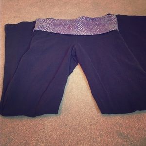 PINK yoga boot cut size M