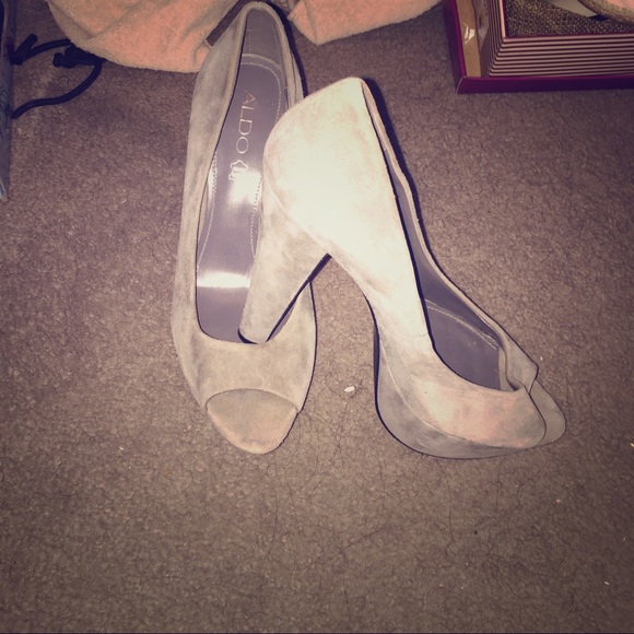 Grey Suede Aldo heels