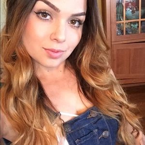 Meet your Posher, Jade