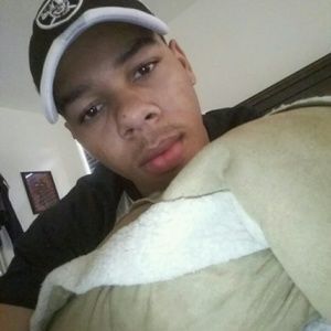 Meet your Posher, Deonte