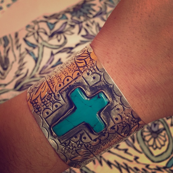 Silver cuff bracelet with turquoise cross