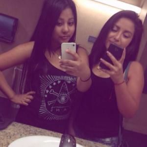 Meet your Posher, Yackie g.