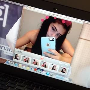 Meet your Posher, Layla