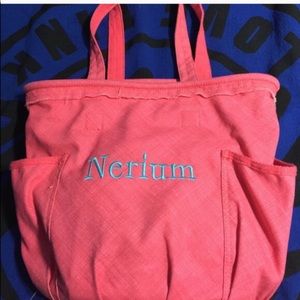 Thirty-One Retro Metro