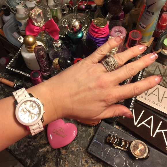 Michael Kors Watch - Picture 4 of 4