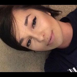 Meet your Posher, Lacey