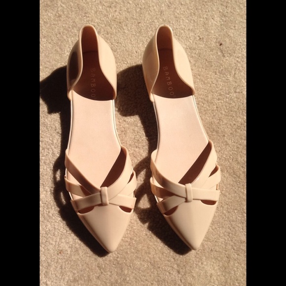 Flats inspired by ALDO Pellan's