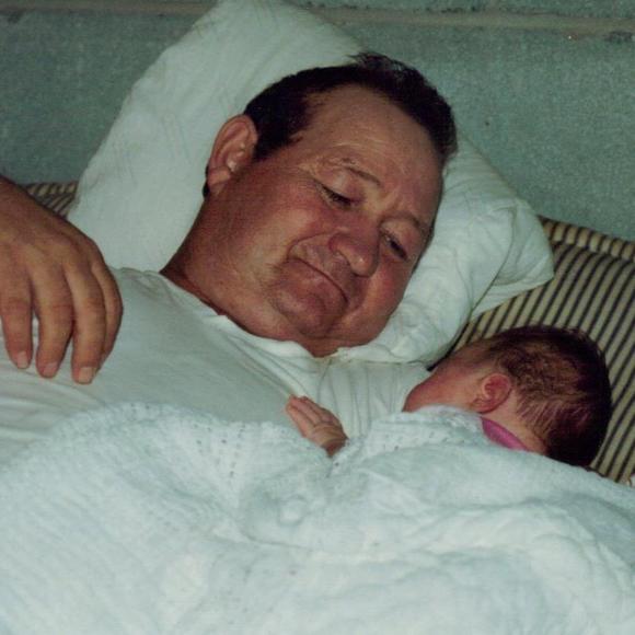 Meet your Posher, Whitney - Picture 1 of 1