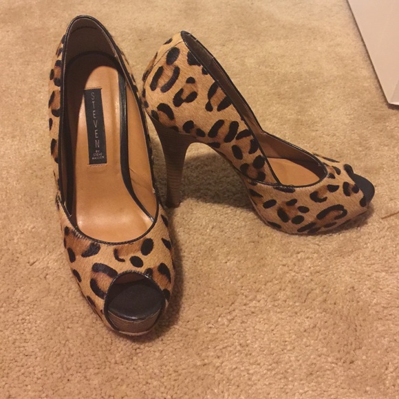 Leopard heels