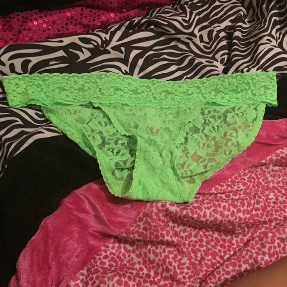 Neon green panties💚