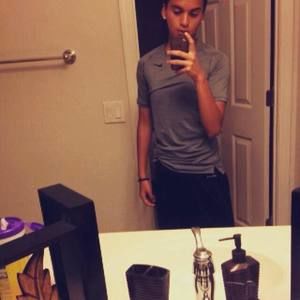 Meet your Posher, Luis