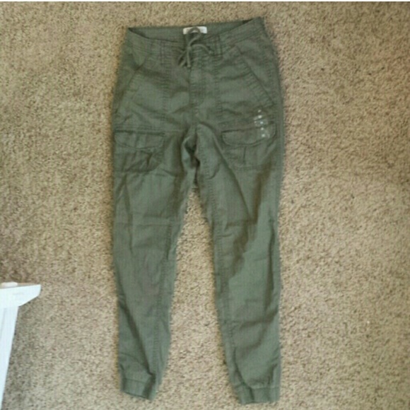 Olive Joggers