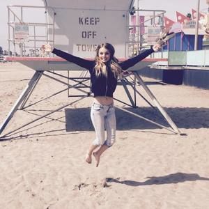 Meet your Posher, Becca