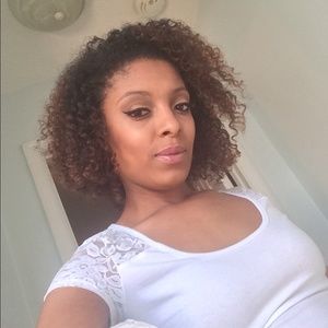 Meet your Posher, Lynette