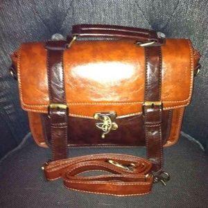 Lunch box style satchel NWOT