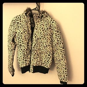 🎈leopard sweater🏂🎿