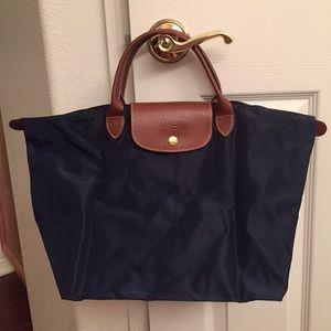 Last chance!🎉 Longchamp Le Pliage Medium Handbag