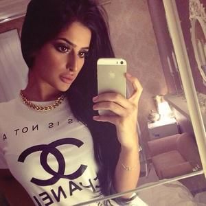 Meet your Posher, Noor