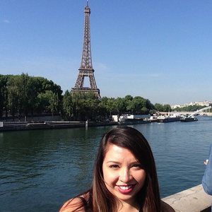 Meet your Posher, Danielle