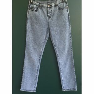 DG2 ACID WASHED JEANS