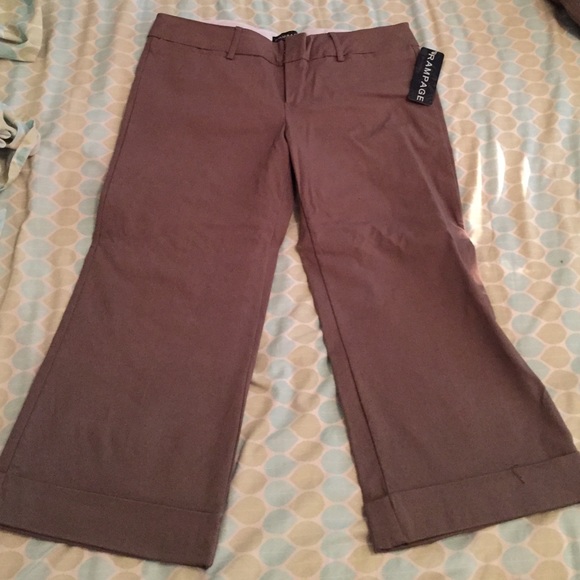 Rampage capri pants