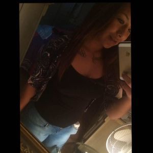 Meet your Posher, Lupita lynette