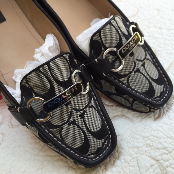 Coach Shoes - 💥💥💥REDUCED💥💥💥Signature Coach Loafers